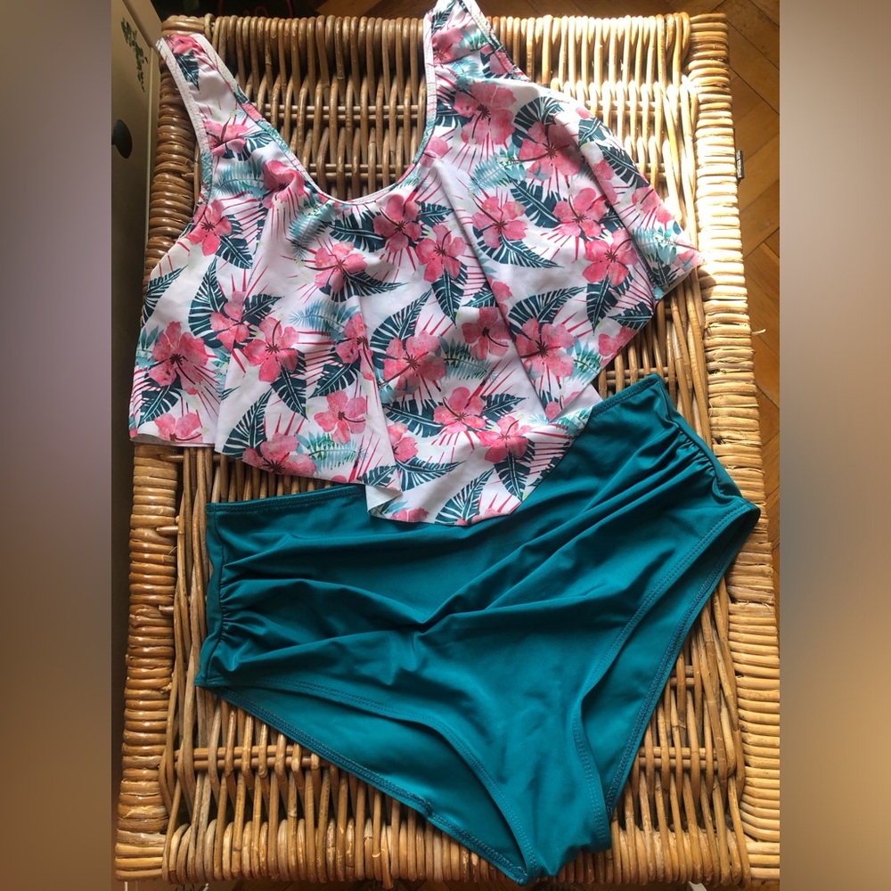 SHEIN FLORAL BIKINI SET 🌷